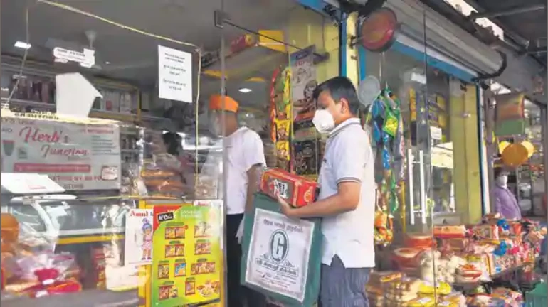 Thane permits shops to remain operational till 9:30 PM