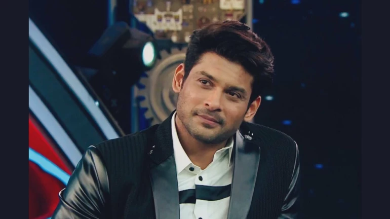 Sidharth Shukla’s family organise prayer meet today to bid final goodbye; Urges 'privacy to grieve' Sidharth Shukla’s family organise prayer meet today to bid final goodbye; Urges 'privacy to grieve'