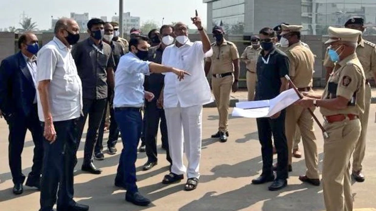 Serum Institute fire: Sharad Pawar visits Pune and reviews present situation Serum Institute fire: Sharad Pawar visits Pune and reviews present situation