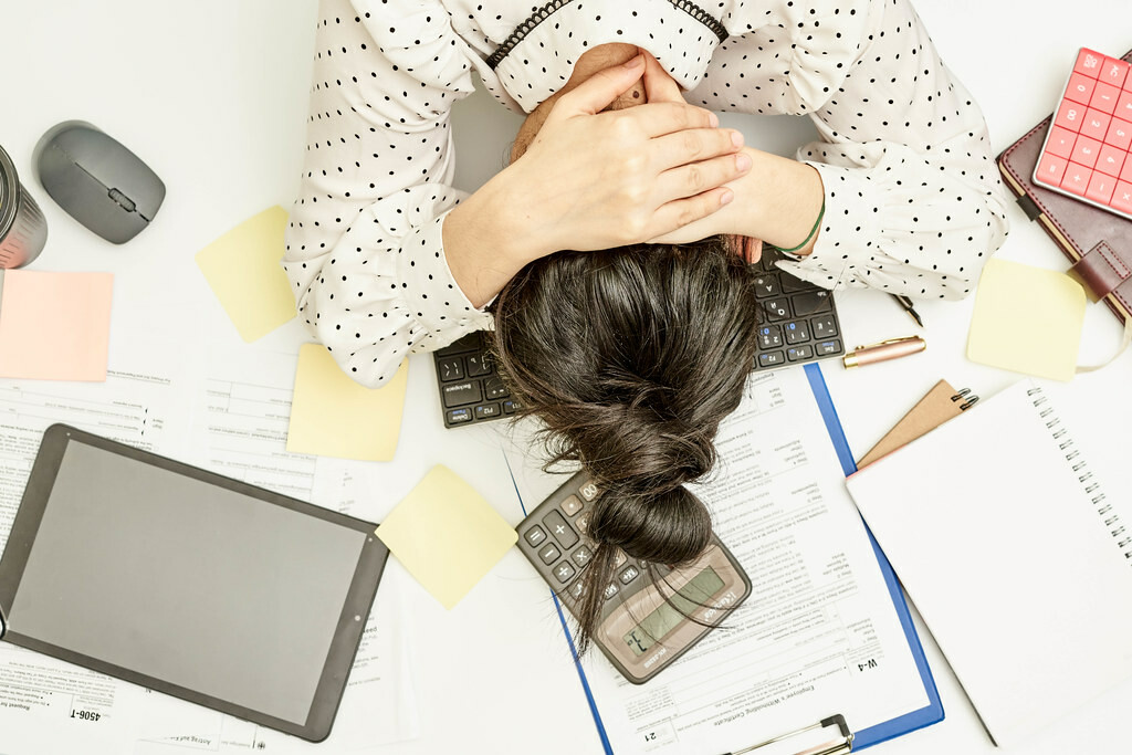 61% of Mumbaikars Feel Sleepy At Work, Reveals Study