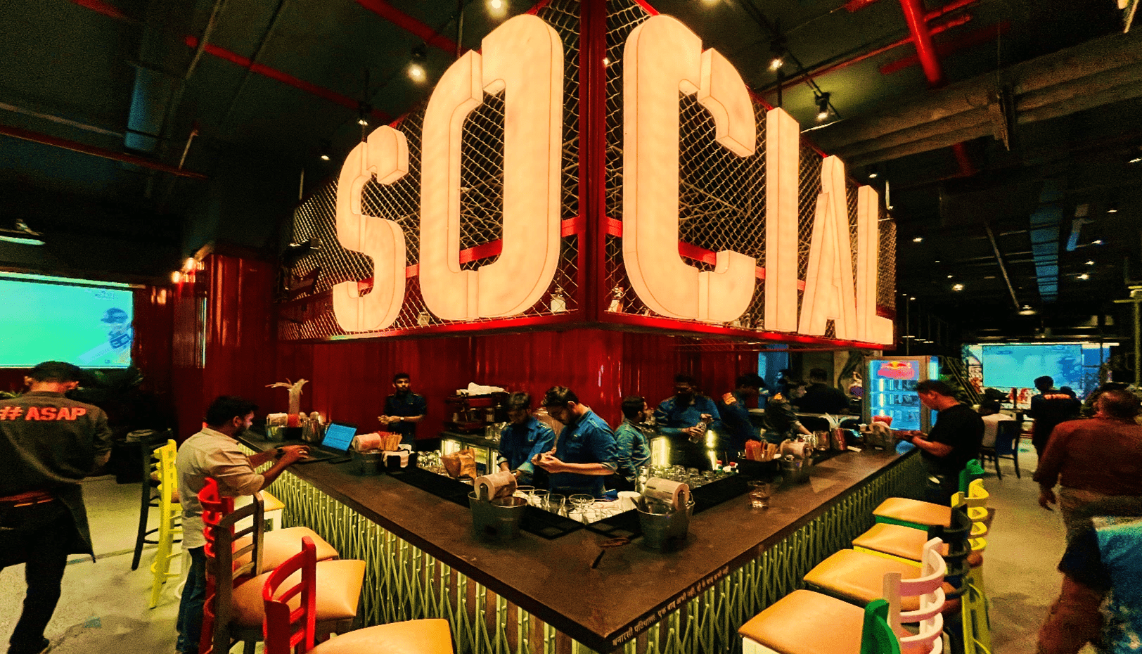 'SOCIAL' opens in Ghatkopar's R-City Mall