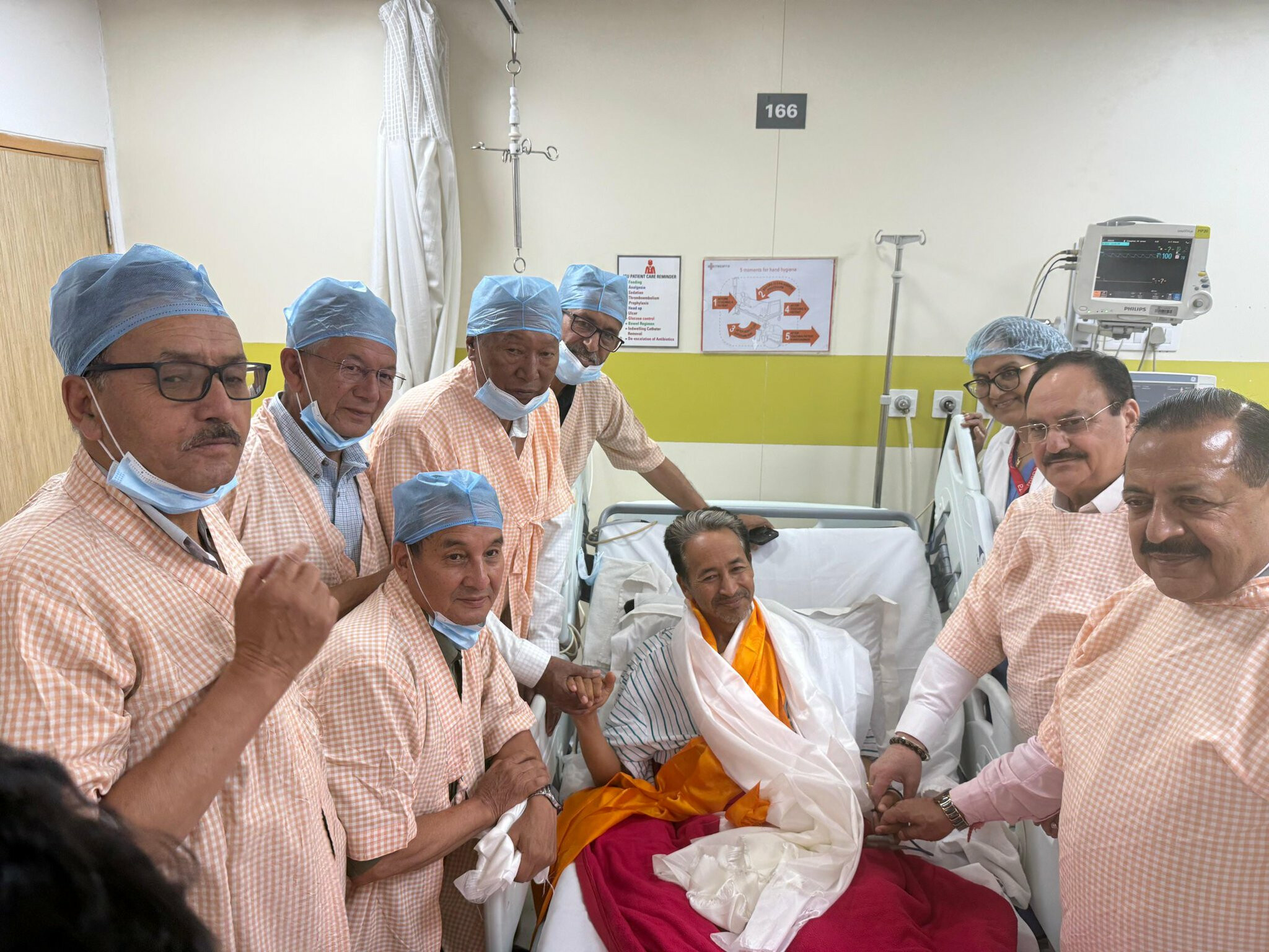 Sonam Wangchuk Ends 26-Day Hunger Strike After Meeting Union Ministers