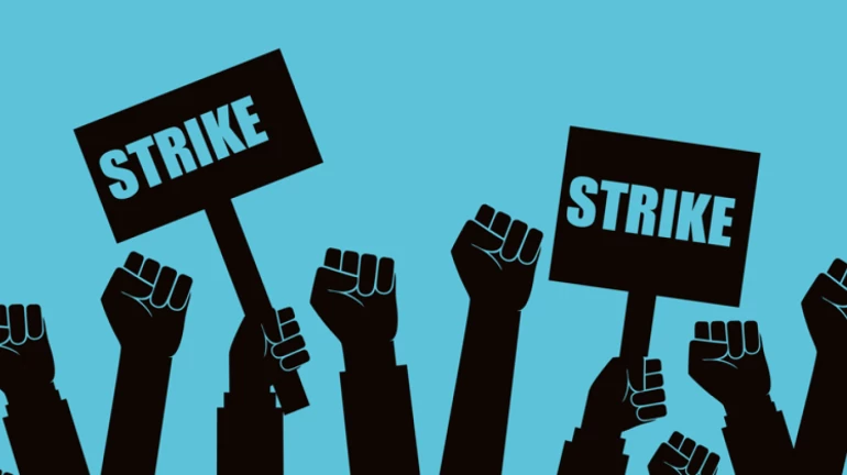 ऑनलाइन कंपन्यांच्या विरोधात व्यापारी आणि कर्मचाऱ्यांचा संप ऑनलाइन कंपन्यांच्या विरोधात व्यापारी आणि कर्मचाऱ्यांचा संप