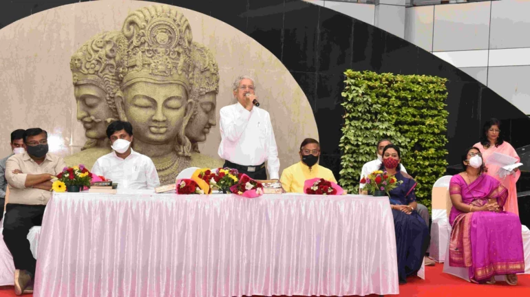 Marathi language program concluded; awards announced to congratulate recipients for their contribution Marathi language program concluded; awards announced to congratulate recipients for their contribution