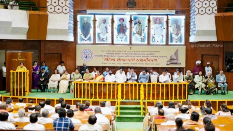 आने वाले सेशन में महिला किसानों के लिए स्पेशल बिल लाया जाएगा – डिप्टी चीफ मिनिस्टर सुनेत्रा अजीत पवार आने वाले सेशन में महिला किसानों के लिए स्पेशल बिल लाया जाएगा – डिप्टी चीफ मिनिस्टर सुनेत्रा अजीत पवार