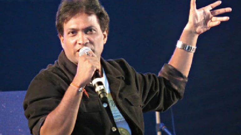 डॉक्टरांना राक्षस बोलणं भोवलं, कॉमेडियन सुनील पाल विरोधात तक्रार दाखल डॉक्टरांना राक्षस बोलणं भोवलं, कॉमेडियन सुनील पाल विरोधात तक्रार दाखल