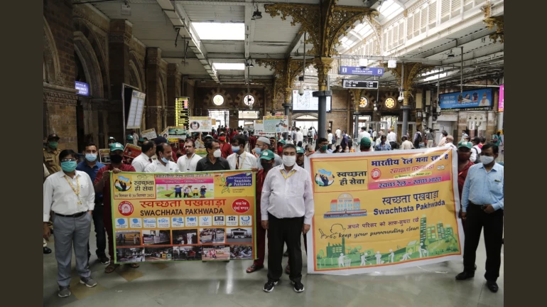 Central Railway launches a cleanliness drive named Swachhata Pakhawada - Details here Central Railway launches a cleanliness drive named Swachhata Pakhawada - Details here