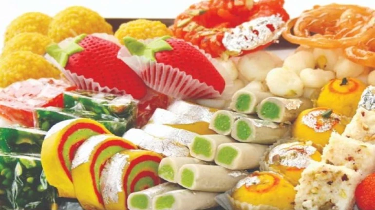 त्योहारों के मौसम में खाद्य एवं औषधि प्रशासन का विशेष निरीक्षण अभियान त्योहारों के मौसम में खाद्य एवं औषधि प्रशासन का विशेष निरीक्षण अभियान