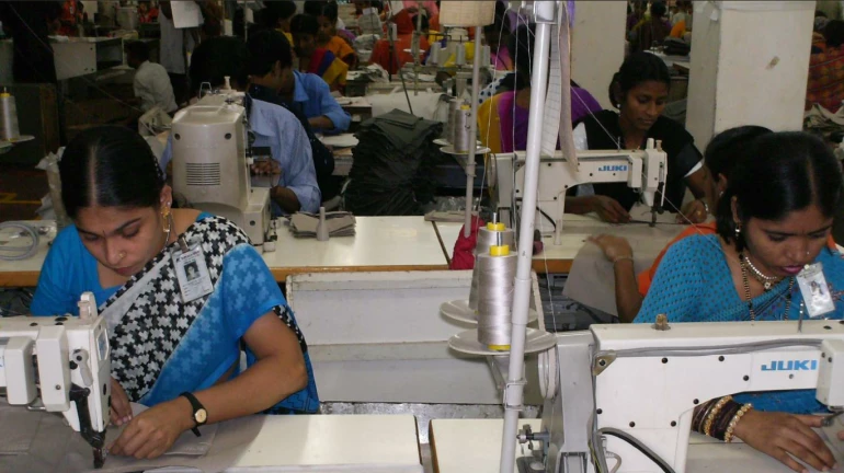 'लाडकी बहीण' च्या लाभार्थ्यांना आर्थिक साक्षरतेचे धडे 'लाडकी बहीण' च्या लाभार्थ्यांना आर्थिक साक्षरतेचे धडे