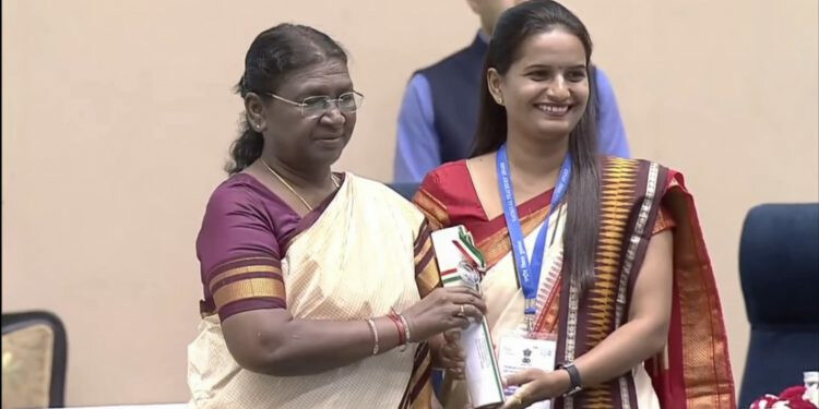 महाराष्ट्र के पांच शिक्षकों को राष्ट्रीय शिक्षक पुरस्कार से सम्मानित किया गया