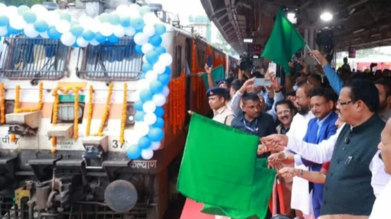 महाराष्ट्र के तीर्थयात्रियों को बोधगया में रहने की पक्की सुविधा मिलेगी - सामाजिक न्याय मंत्री संजय शिरसाट महाराष्ट्र के तीर्थयात्रियों को बोधगया में रहने की पक्की सुविधा मिलेगी - सामाजिक न्याय मंत्री संजय शिरसाट