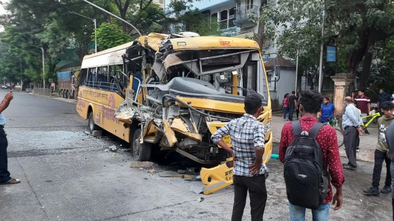 Seven Injured In BEST Bus Mishap at Dadar
