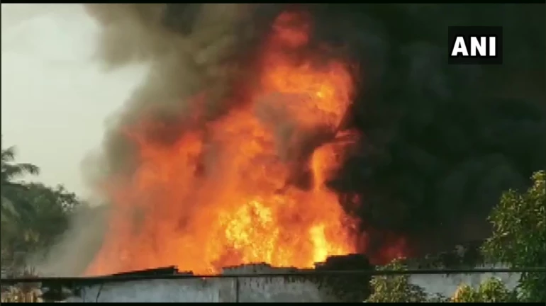 भिवंडीत यंत्रमाग कारखान्याला भीषण आग