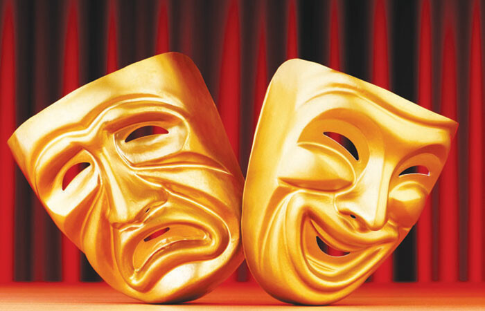 तिसरी घंटा वाजणार! 'या' तारखेपासून ५० टक्के क्षमतेनं नाट्यगृह सुरू