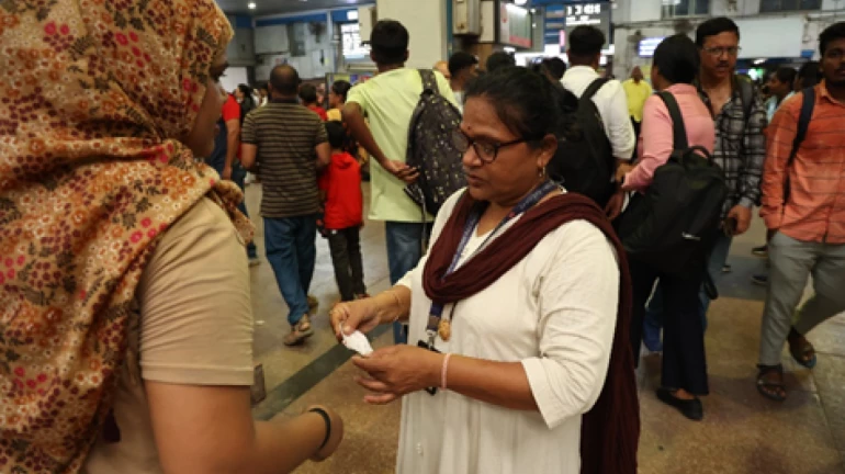 मुंबई - पश्चिम रेलवे ने 3 महीने में बिना टिकट यात्रियों से 15.82 करोड़ रुपये वसूले