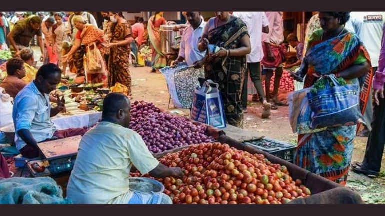 टोमॅटोच्या दरात 10 ते 15 रुपयांची वाढ टोमॅटोच्या दरात 10 ते 15 रुपयांची वाढ