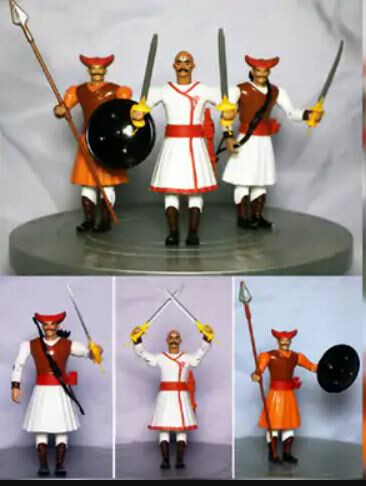 महाराष्ट्राच्या इतिहासातील शूरवीर मावळे खेळण्यांच्या रूपात