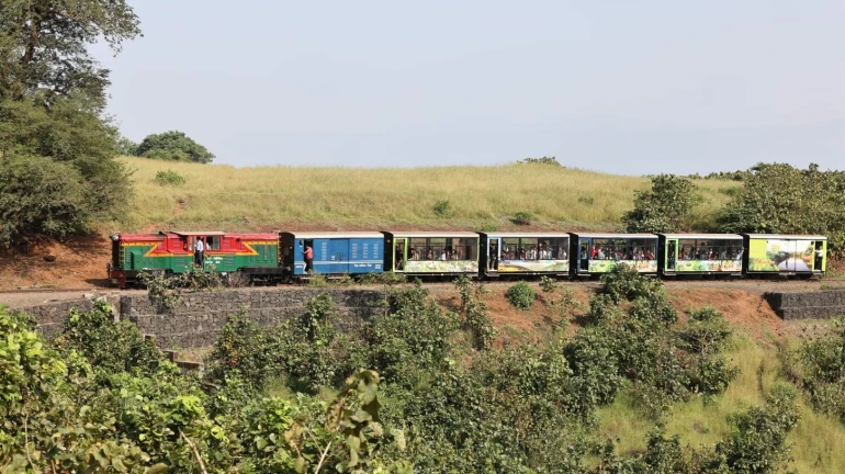 Neral-Matheran Toy Train makes a remarkable comeback; Ferries 3.7 K passengers in 9 days Neral-Matheran Toy Train makes a remarkable comeback; Ferries 3.7 K passengers in 9 days