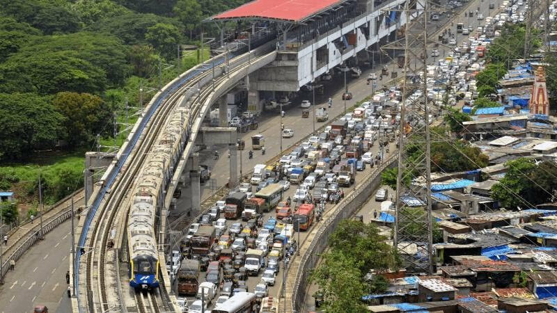 Despite restrictions, Mumbai witnesses traffic jams on Dahisar Toll Naka, WEH
