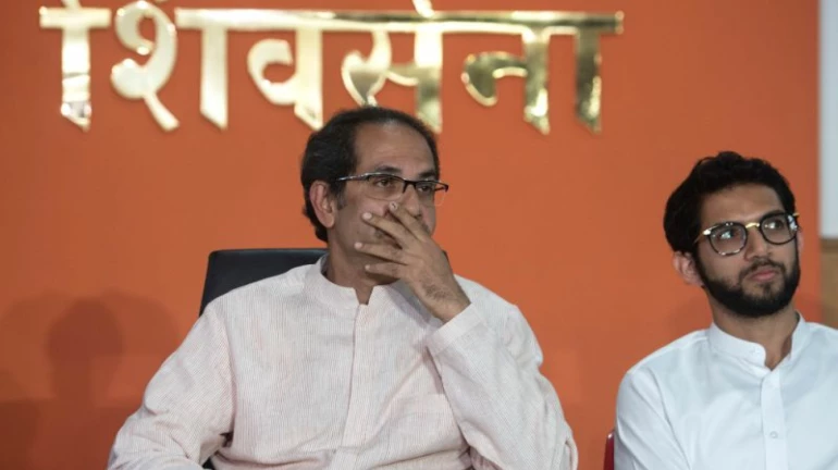 मुख्यमंत्री उद्धव ठाकरेंच्या बंगल्यात घुसखोरीचा प्रयत्न, तीन पत्रकार ताब्यात मुख्यमंत्री उद्धव ठाकरेंच्या बंगल्यात घुसखोरीचा प्रयत्न, तीन पत्रकार ताब्यात