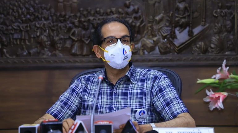 राज्यातील कोणतेही उद्योग बाहेर जाणार नाहीत- उद्धव ठाकरे राज्यातील कोणतेही उद्योग बाहेर जाणार नाहीत- उद्धव ठाकरे