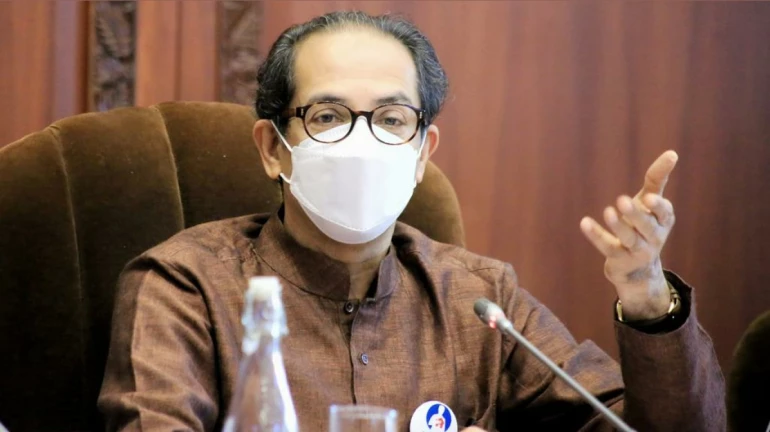 नियमांचं पालन करा अन्यथा लॉकडाऊनला सामोरं जा, मुख्यमंत्र्यांचा थेट इशारा नियमांचं पालन करा अन्यथा लॉकडाऊनला सामोरं जा, मुख्यमंत्र्यांचा थेट इशारा