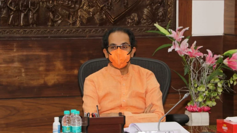 PM Modi speaks to Maharashtra CM Uddhav Thackeray over COVID-19 situation PM Modi speaks to Maharashtra CM Uddhav Thackeray over COVID-19 situation