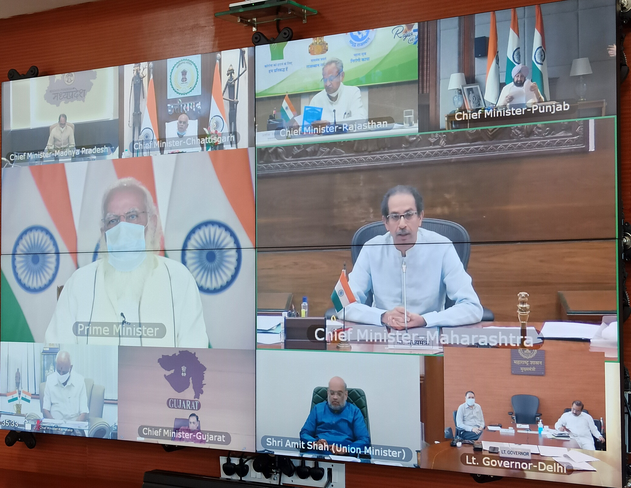 ऑक्सीजन और रेमडीसीवीर कि सप्लाई बढ़ाये , सीएम से फिर से पीएम से की मांग