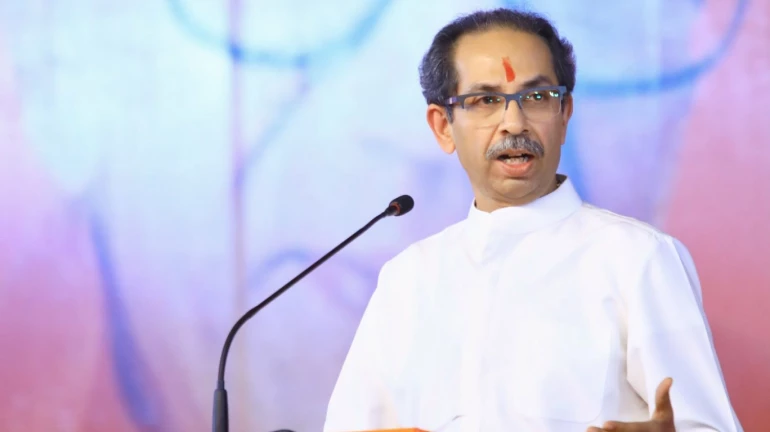 आयुष्य वाकण्यात गेलं, तुम्ही ठाकरे नाही 'वाकडे' आडनाव लावा : ज्योती वाघमारे आयुष्य वाकण्यात गेलं, तुम्ही ठाकरे नाही 'वाकडे' आडनाव लावा : ज्योती वाघमारे