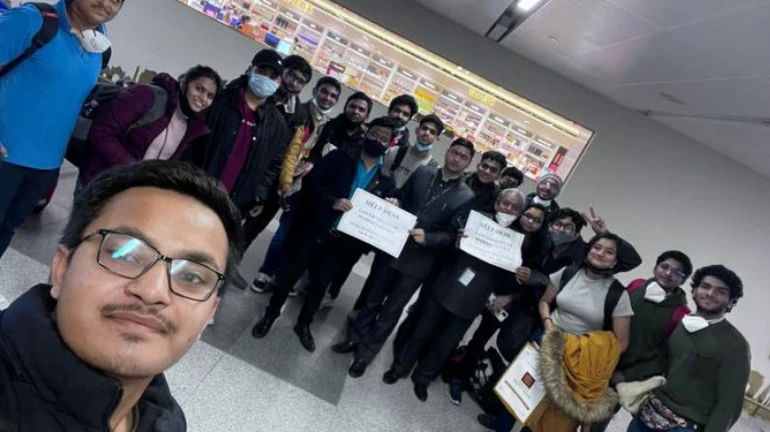 युक्रेन में फंसे महाराष्ट्र के 45 छात्र वापस लौटे युक्रेन में फंसे महाराष्ट्र के 45 छात्र वापस लौटे