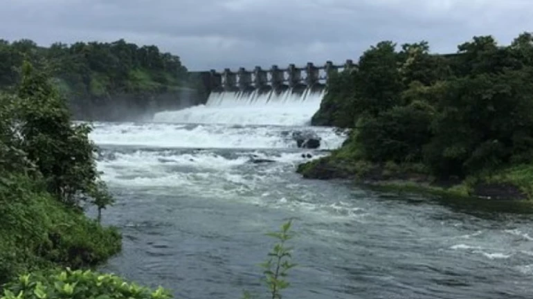 Badlapur: Increase in Ulhas river's water level, Kalu river flowing at warning level Badlapur: Increase in Ulhas river's water level, Kalu river flowing at warning level