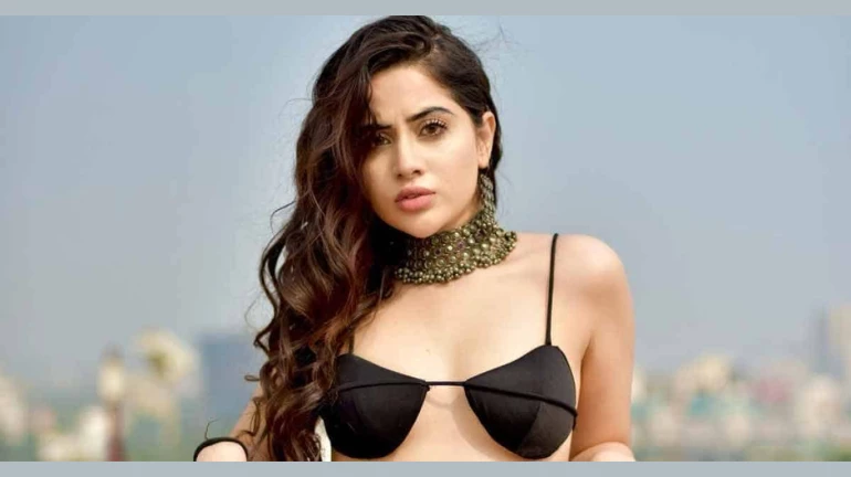 "Bigg Boss OTT" fame Urfi Javed faces difficulty finding a house on rent in Mumbai, reveals on Twitter "Bigg Boss OTT" fame Urfi Javed faces difficulty finding a house on rent in Mumbai, reveals on Twitter