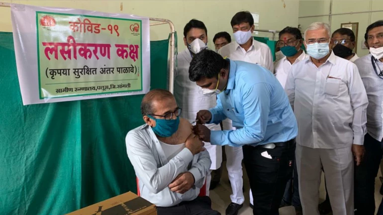 महाराष्ट्र में 80 लाख से अधिक लोगों को लग चुका है कोरोना का टीका