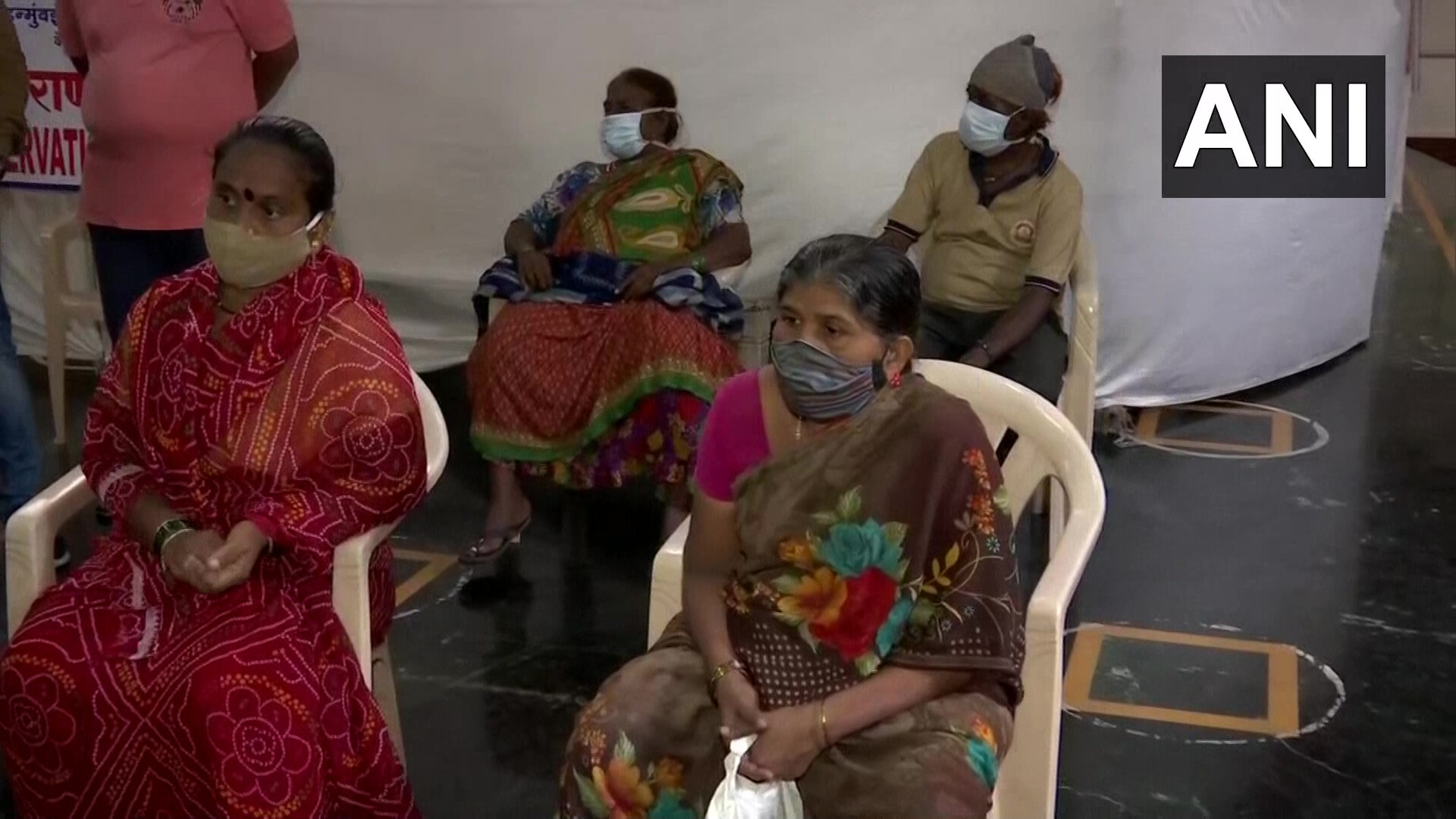 भिकारी, विक्रेतांसाठी जैन मंदिराचा पुढाकार, ओळखपत्रांशिवाय दिली लस