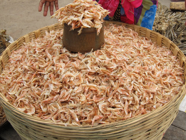 कोरोनामुळं मरोळच्या सुक्या मासळी बाजारात खवय्यांची पाठ