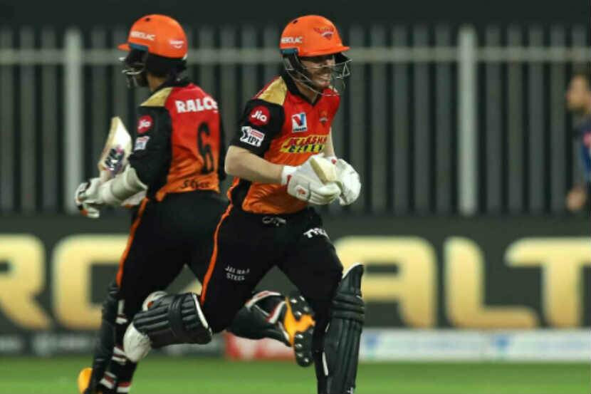 IPL 2020 च्या अखेरच्या सामन्यात मुंबई पराभूत; हैदराबादचा Playoffs मध्ये प्रवेश