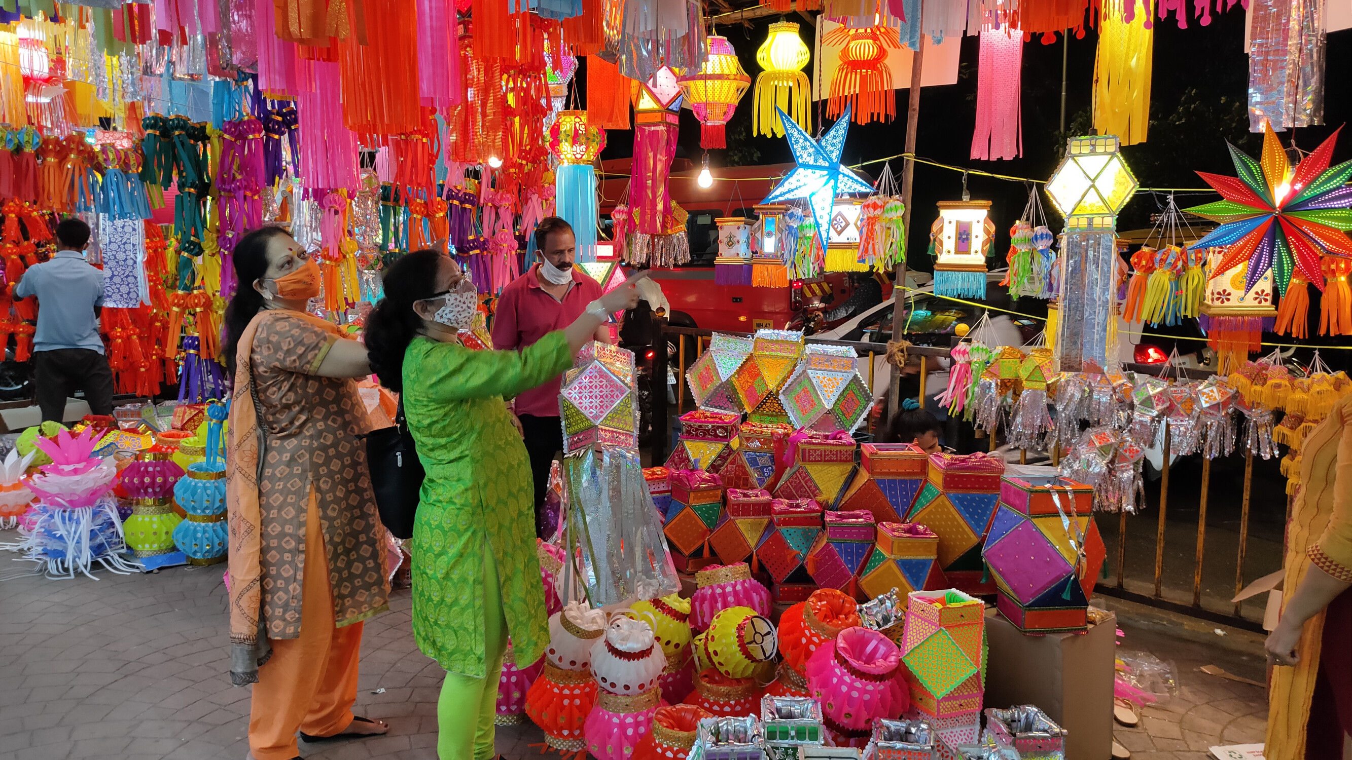 दिवाळीत भेटीगाठी टाळण्याचं महापालिकेचं आवाहन