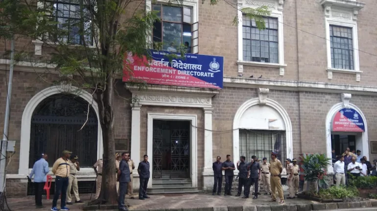 मनी लॉन्ड्रिंगप्रकरणी प्रताप सरनाईकांचे व्यावसायिक भागीदार अमित चांदोळेंना अटक मनी लॉन्ड्रिंगप्रकरणी प्रताप सरनाईकांचे व्यावसायिक भागीदार अमित चांदोळेंना अटक