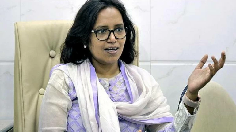 Varsha Gaikwad: Will ask CM Thackeray to allow school-going students on Mumbai locals