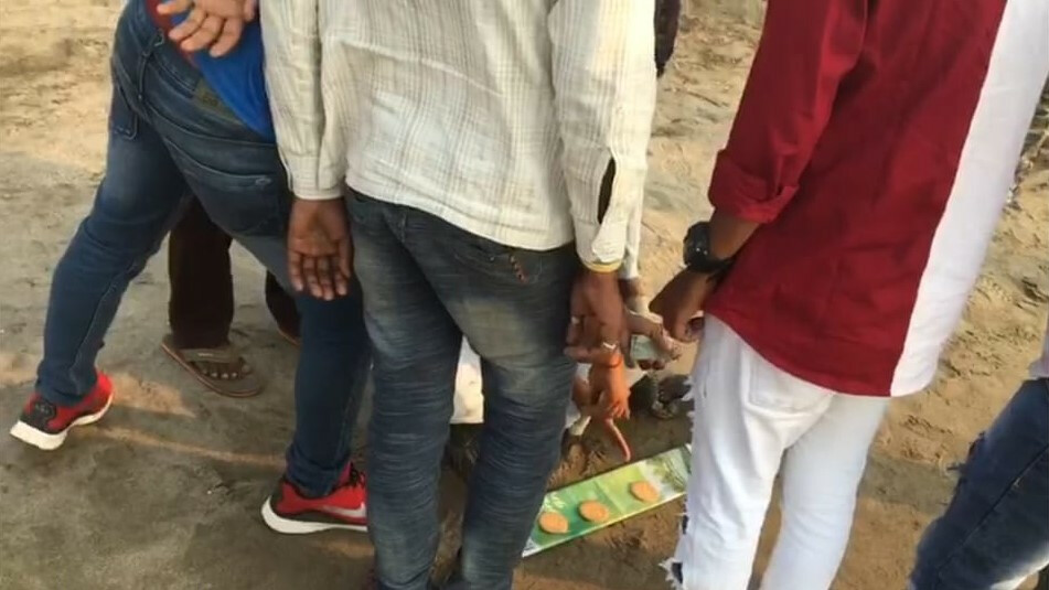 दादर चौपाटीवर सर्रास चालतो जुगार