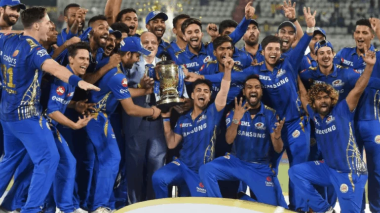 व्हिडीओ : 'एक नारल दिलाय दर्या देवाला', गाण्यावर मुंबई इंडियन्सच्या खेळाडूंचा भन्नाट डान्स व्हिडीओ : 'एक नारल दिलाय दर्या देवाला', गाण्यावर मुंबई इंडियन्सच्या खेळाडूंचा भन्नाट डान्स