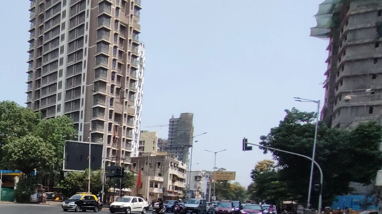 Omicron Scare: More than 90% COVID-19 cases from high-rises, reveals BMC Omicron Scare: More than 90% COVID-19 cases from high-rises, reveals BMC