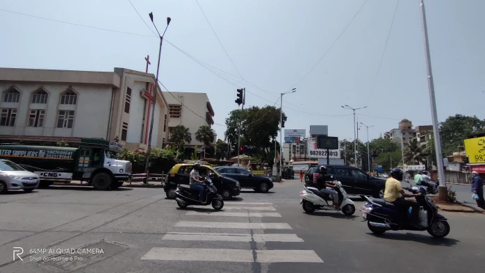 Weekend lockdown : मुंबईत सर्वत्र शुकशुकाट