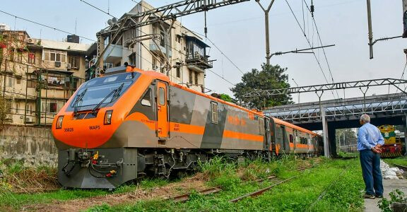 Vande Bharat's Non-AC Sadharan Trains Reach Mumbai For Trial Run