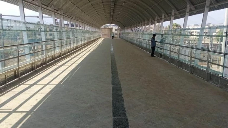 वांगणी स्थानकाच्या उत्तरेकडील नवीन फूट ओव्हर ब्रिज सर्वांसाठी खुला वांगणी स्थानकाच्या उत्तरेकडील नवीन फूट ओव्हर ब्रिज सर्वांसाठी खुला