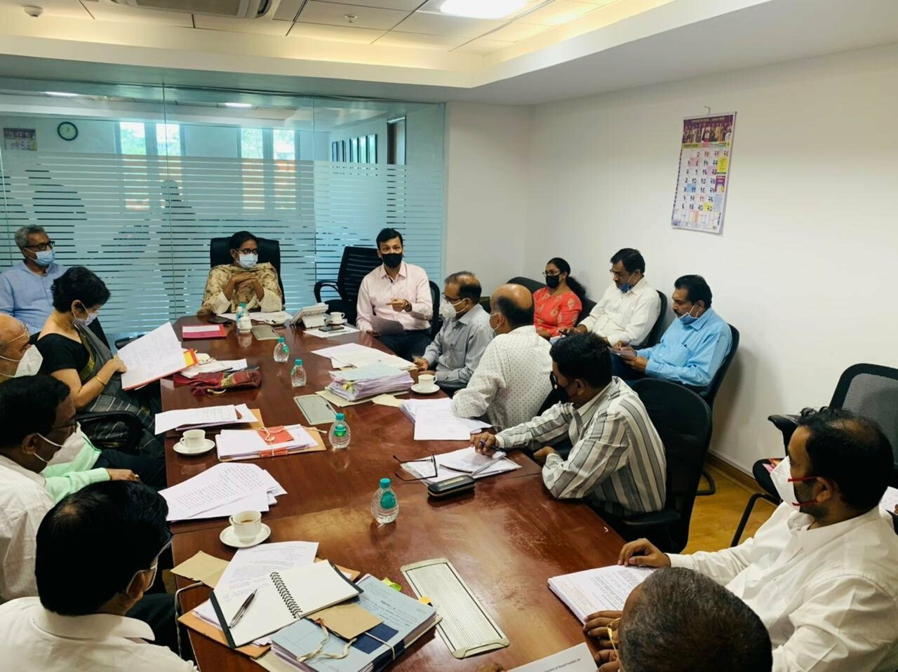 मनमानीपणे फी वसूल करणाऱ्या शाळांची होणार चौकशी, शिक्षणमंत्र्यांचे निर्देश