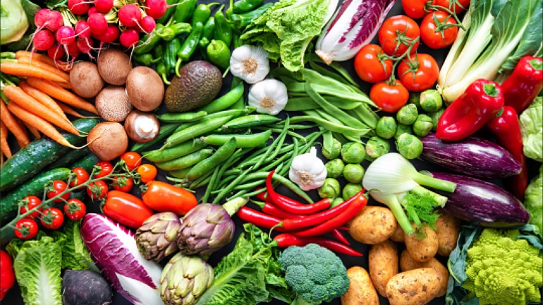 Mumbai: Vegetable prices soar due to monsoon, quality declines leading to higher costs Mumbai: Vegetable prices soar due to monsoon, quality declines leading to higher costs