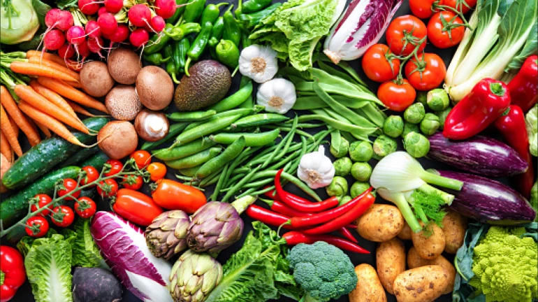 गर्मियों के चलते सब्जियों के दाम बढ़े गर्मियों के चलते सब्जियों के दाम बढ़े