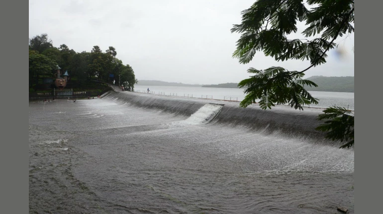 मुंबईत पाणी टंचाईची समस्या का वाढतेय? मुंबईत पाणी टंचाईची समस्या का वाढतेय?