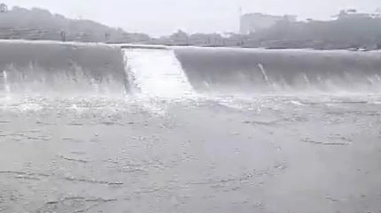 मुंबई को पानी की आपूर्ति करने वाला विहार तालाब ओवरफ्लो